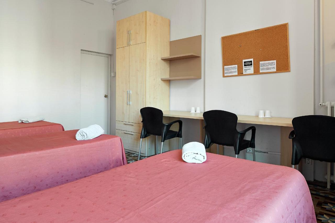 B&B Estudiantes Balmes Barcelona Exteriör bild