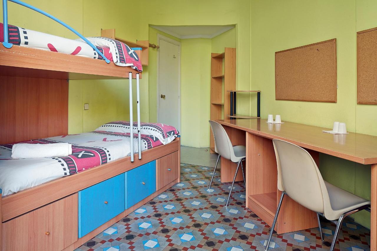B&B Estudiantes Balmes Barcelona Exteriör bild