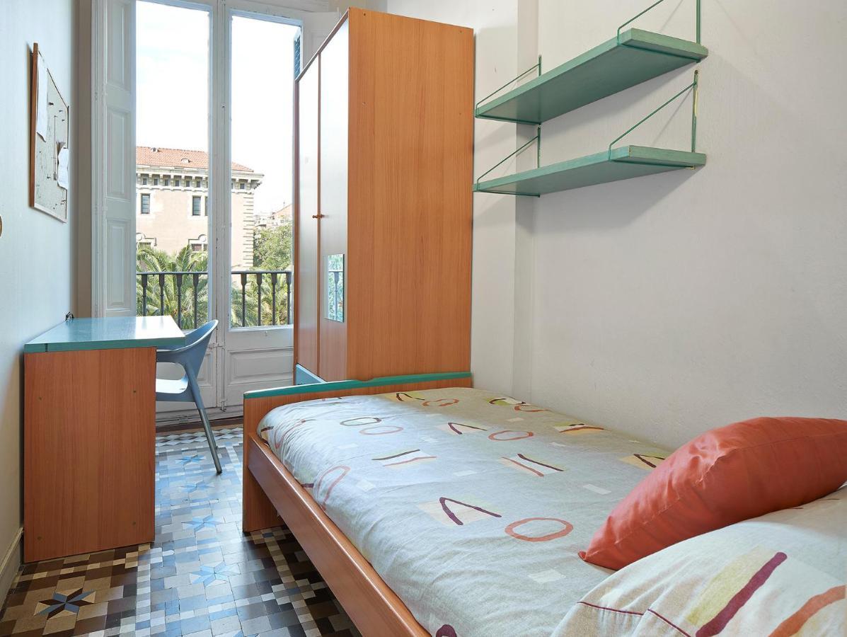 B&B Estudiantes Balmes Barcelona Exteriör bild